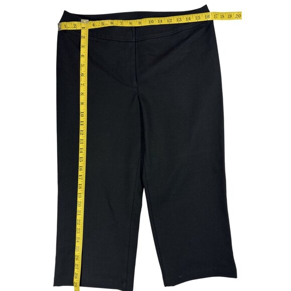 Chicos Black Tailored Cropped Dress Pants Size 0.5 Womens Cotton/Polyester Blend - Picture 2 of 4